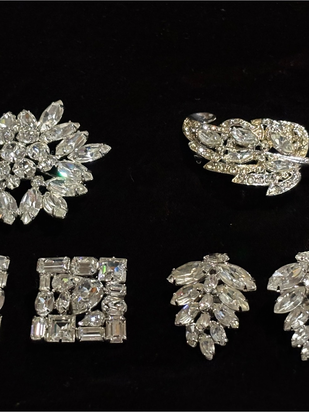 Crystal Rhinestone Brooch - Silver Clear Floral Cluster